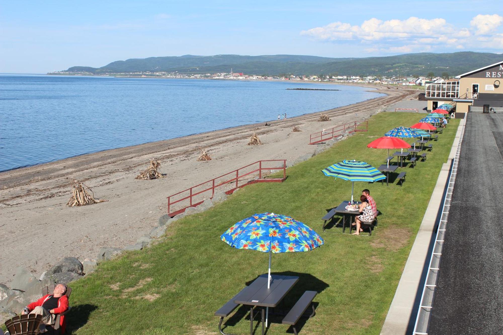 Manoir Sur Mer Sainte Anne des Monts Exterior photo